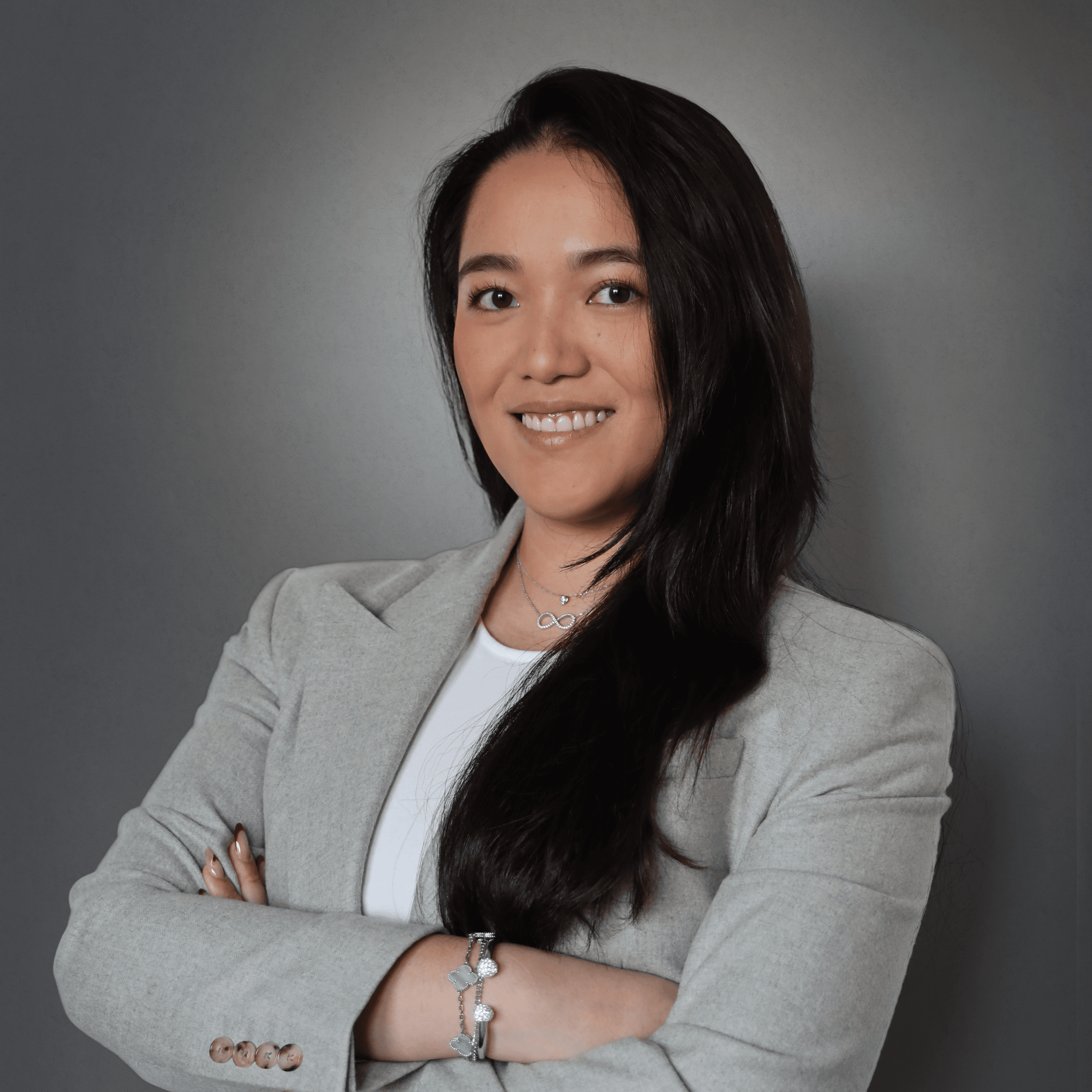 Ms Nicole Tan